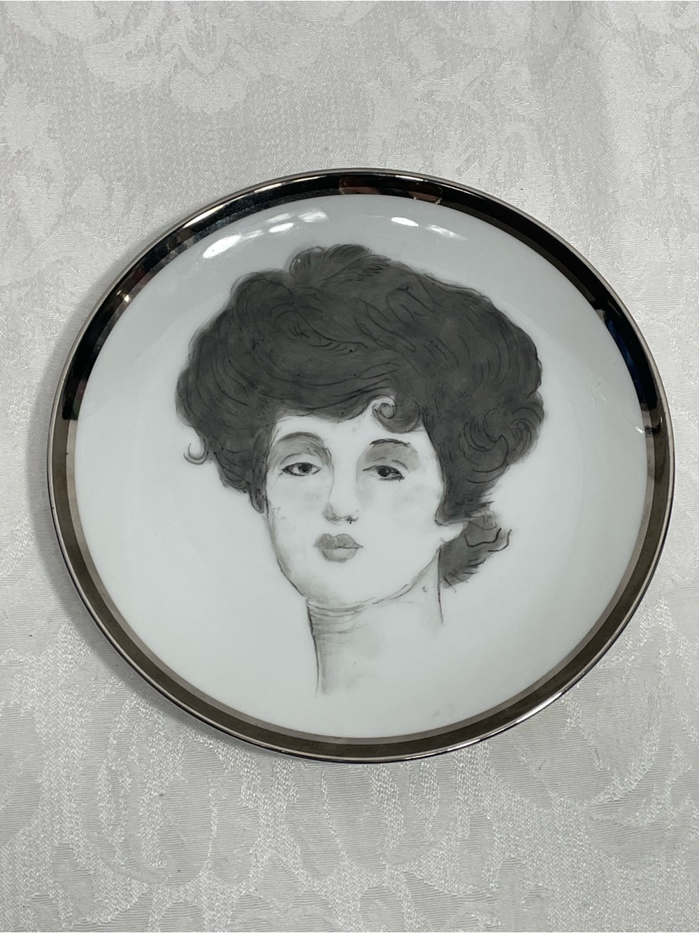 Fashion Royale Fine China Gibson Girl Portrait Decorative Plate Made in Japan